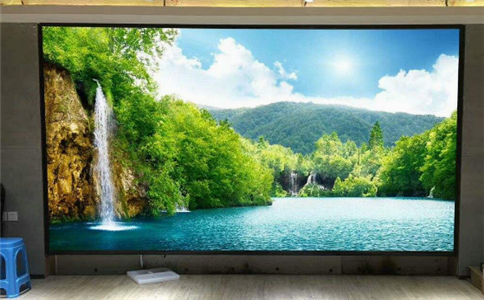 高清，高亮，高對(duì)比度，小型LED全彩屏的獨(dú)特魅力 | 成都LED顯示屏